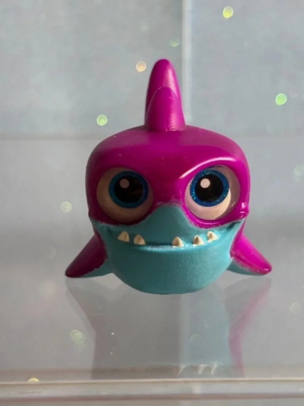 Neon Glow Peek Bruce Finding Nemo Disney Doorables